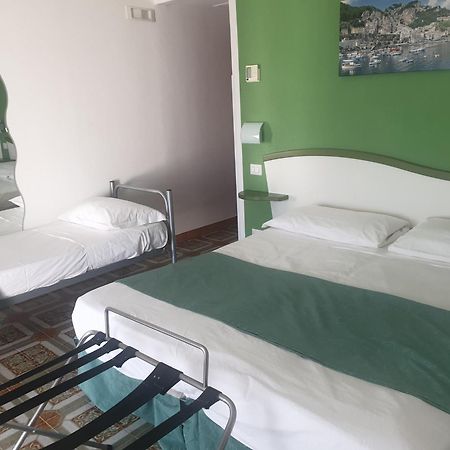 B&B Canto Delle Sirene Furore Buitenkant foto